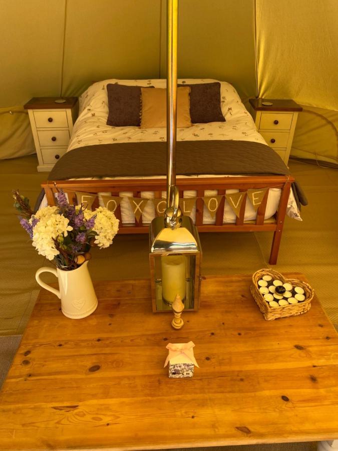 Готель Black Mountains Glamping Абергейвенні Екстер'єр фото