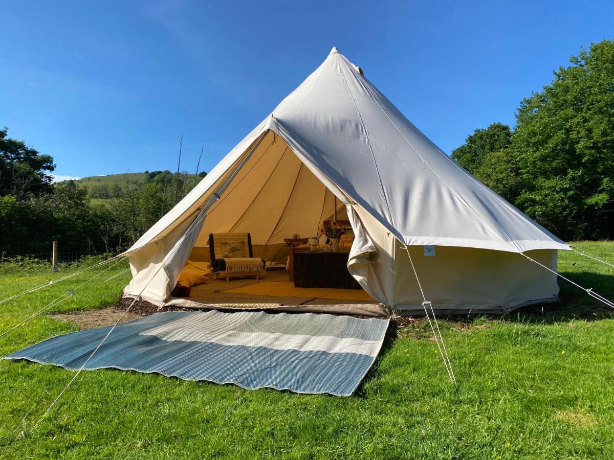Готель Black Mountains Glamping Абергейвенні Екстер'єр фото